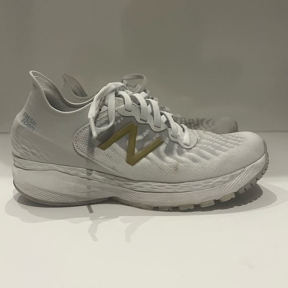 New Balance Fresh Foam Running Shoes Women's Size 6.5 - Picture 2 of 8